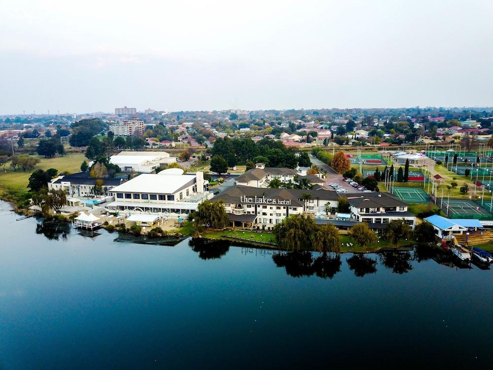The Lakes Hotel & Conference Centre Benoni Dış mekan fotoğraf