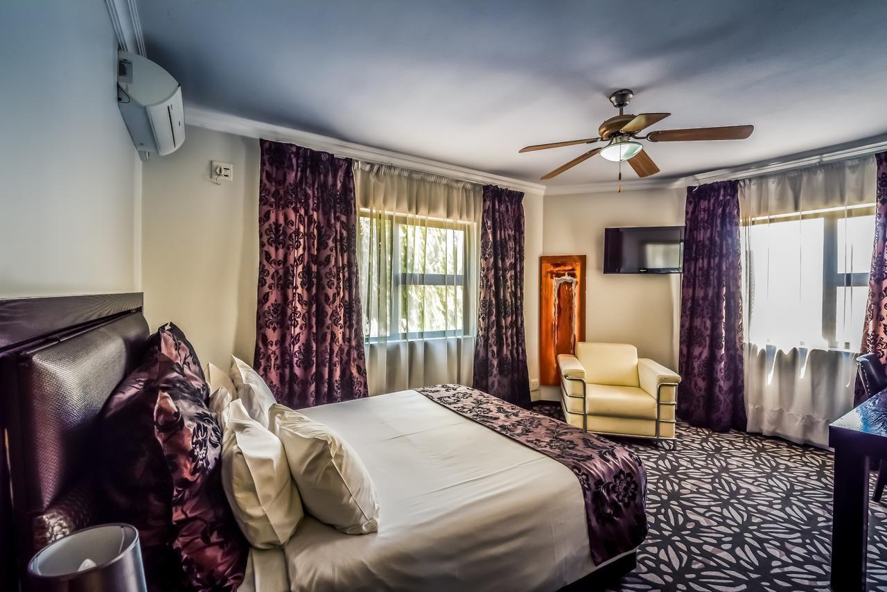 The Lakes Hotel & Conference Centre Benoni Dış mekan fotoğraf